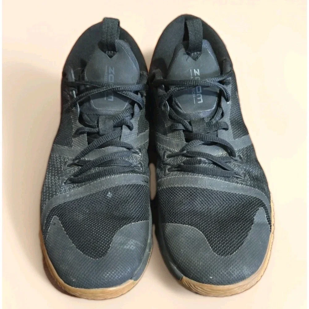 Nike Zoom Assersion Basketball Sneakers Men's Sz 8 Black / Gum Sporty Activewear